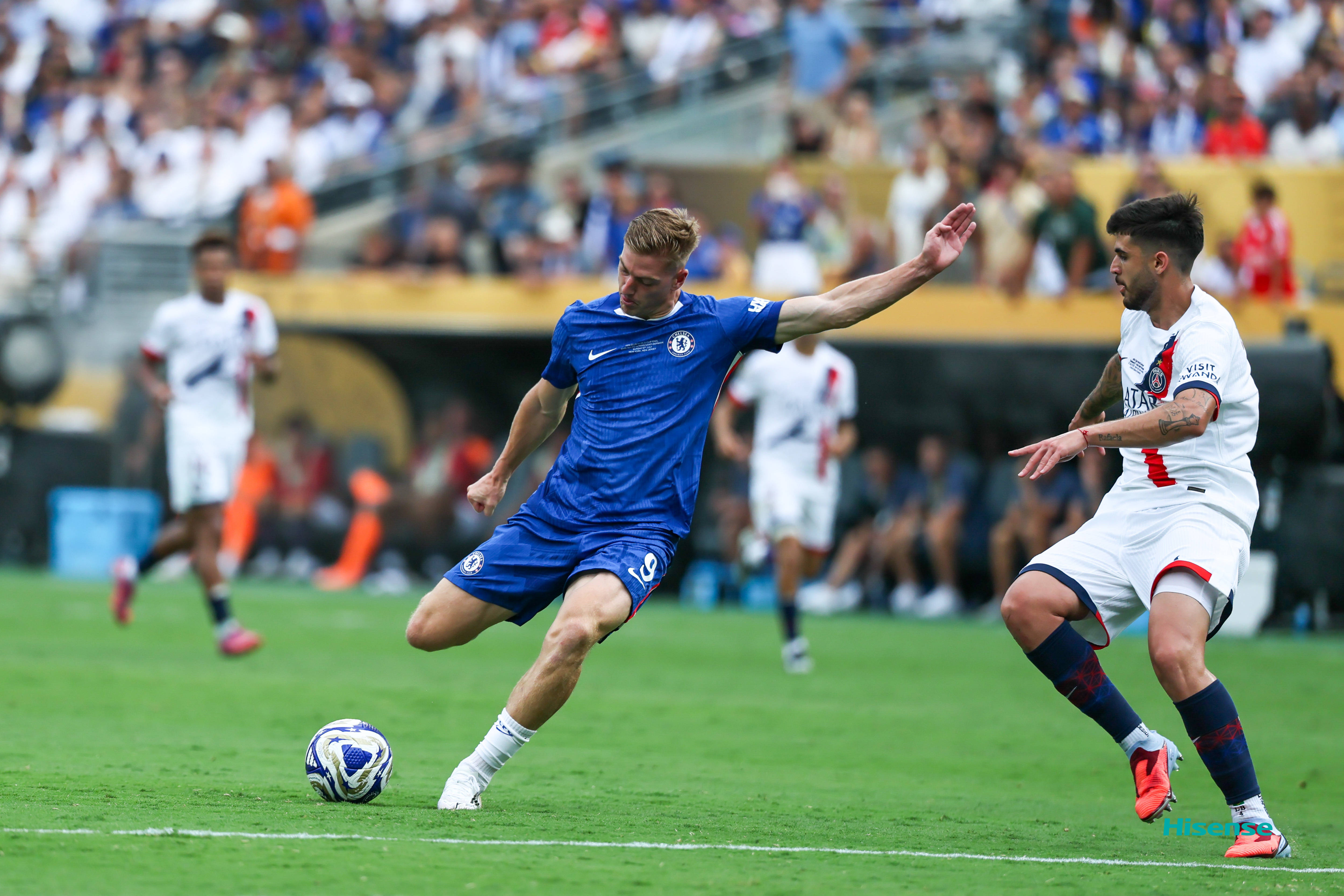 切尔西遭遇惨败，出线前景堪忧