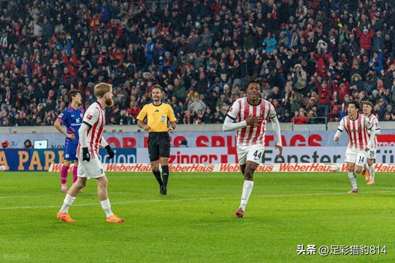 美因茨球员表现不佳，教练组迫切改进