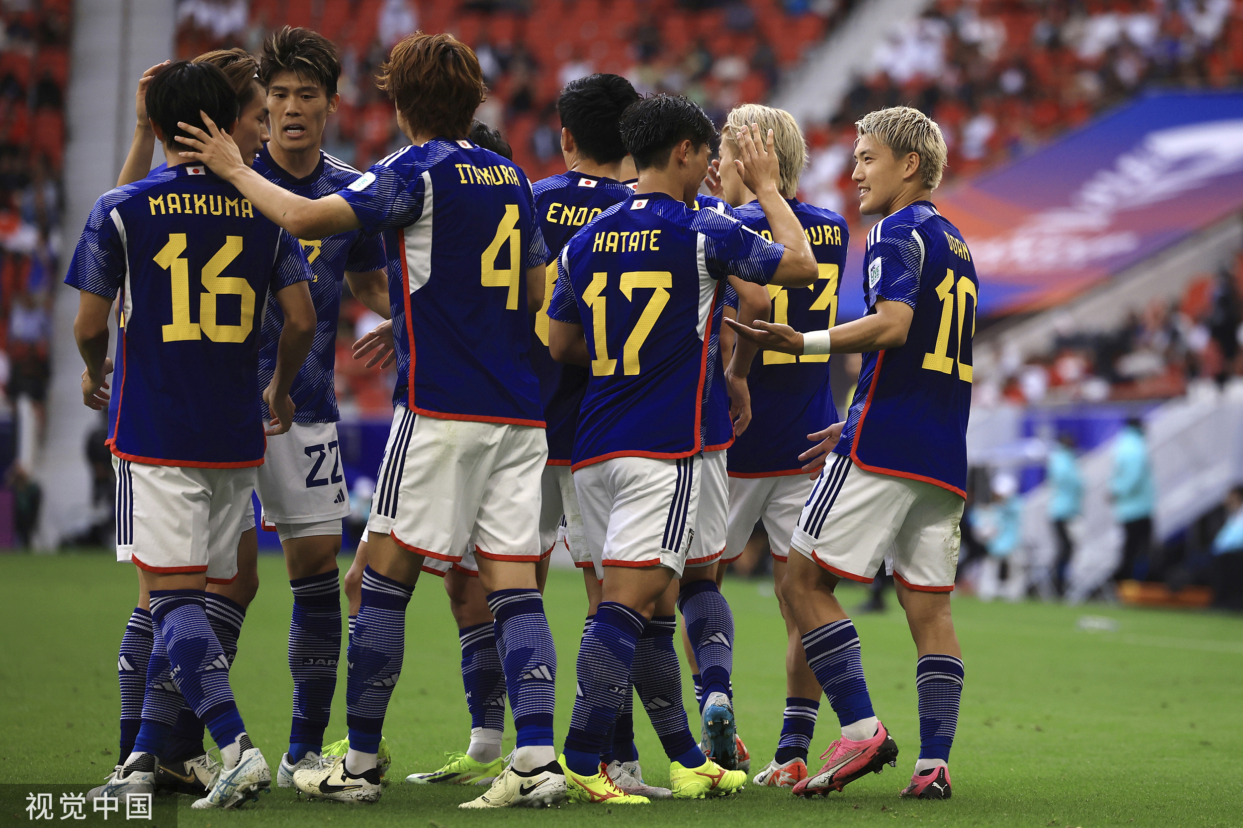 日本队连胜，领先小组