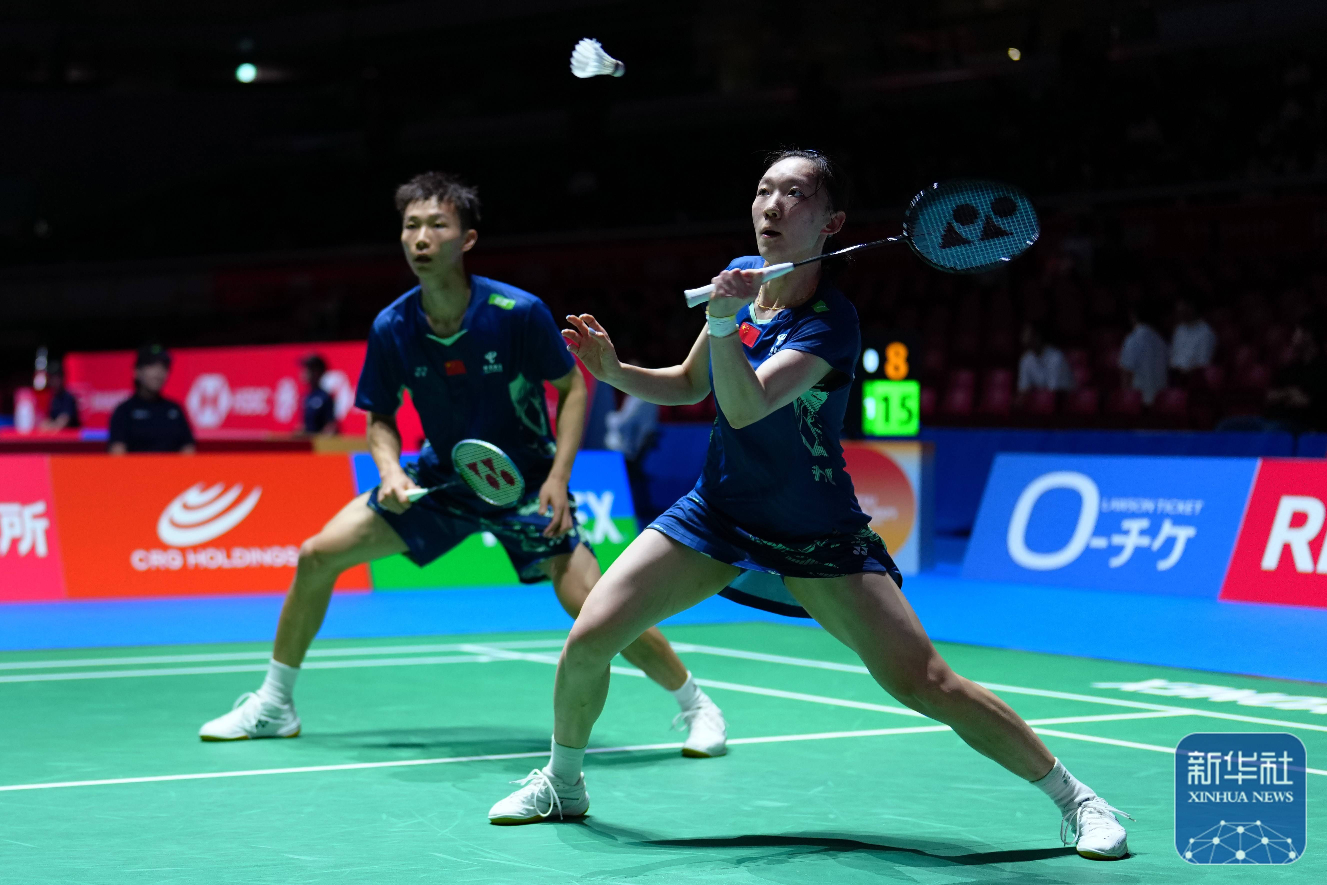 日本羽毛球队完胜英格兰羽毛球队，陶菲克统治全场